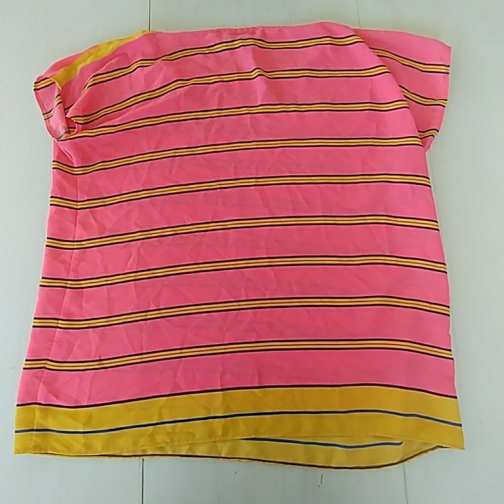 Top - Picture 3 of 4